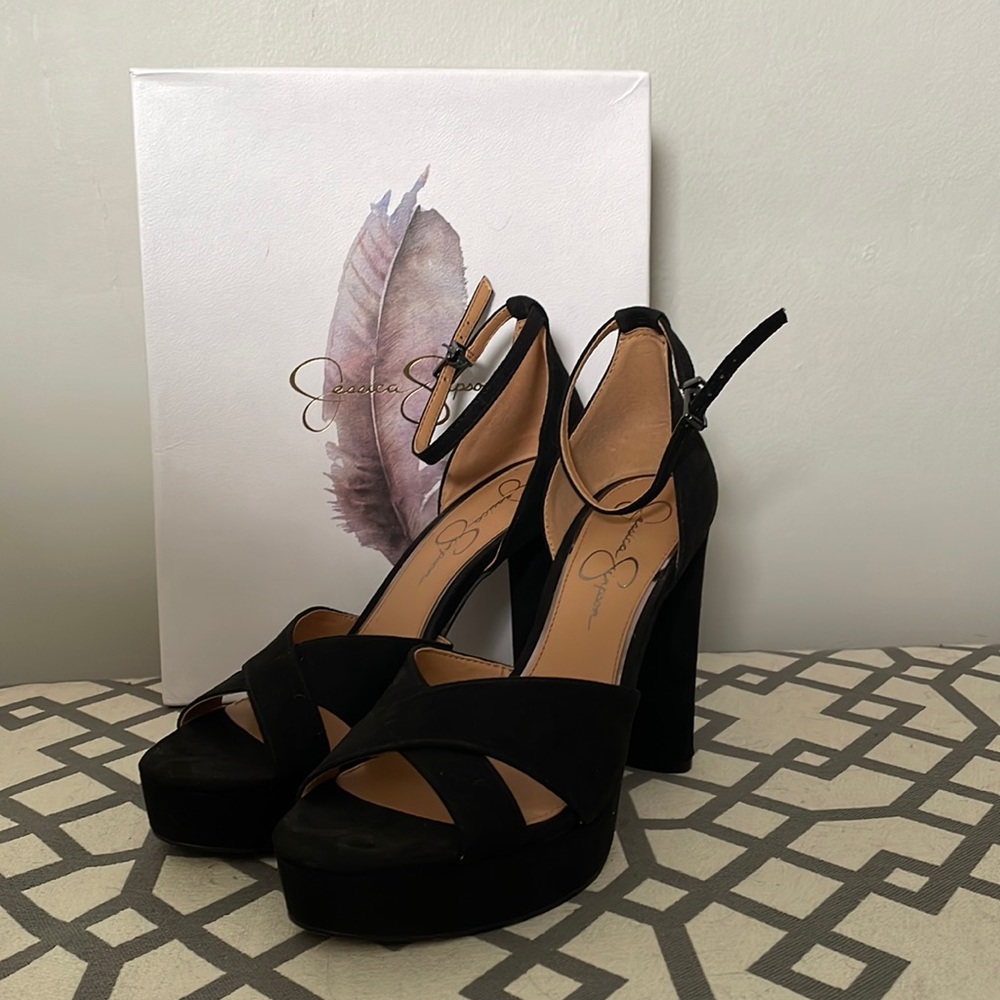 Jessica Simpson black Isabell hells